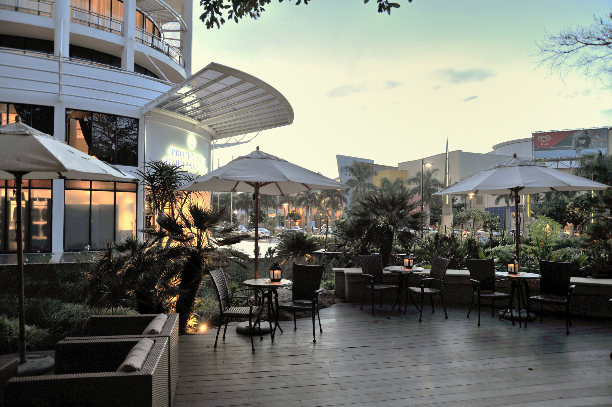 Protea Hotel Fire & Ice! By Marriott Durban Umhlanga Ridge Εξωτερικό φωτογραφία